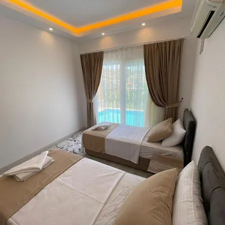 Defne Hotell *