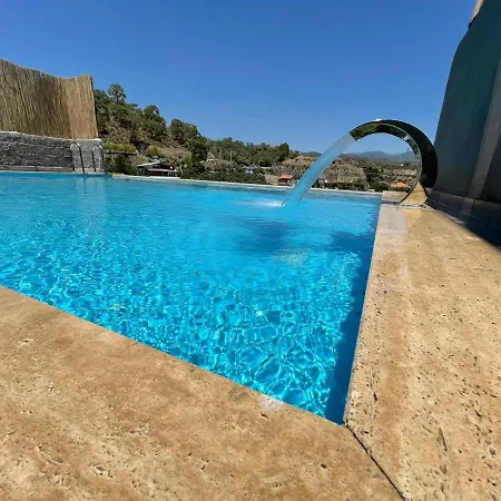 Defne Hotel